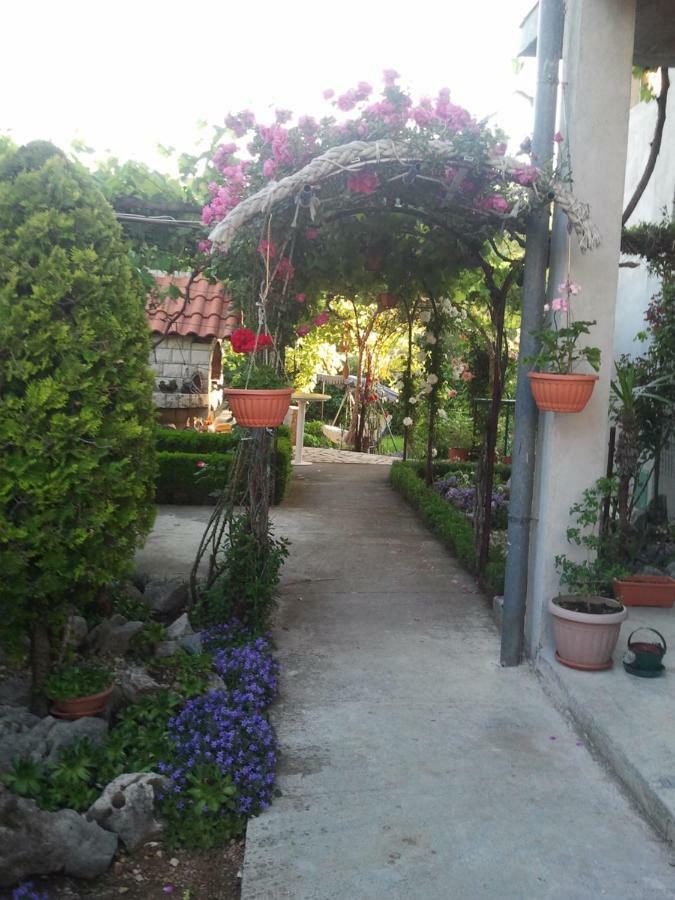 Apartments Frkovic Ledenice Exteriér fotografie